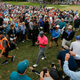 Illustration for article titled Tiger Woods Is In The Lead In The Third Round Of An Honest-To-God Golf Tournament